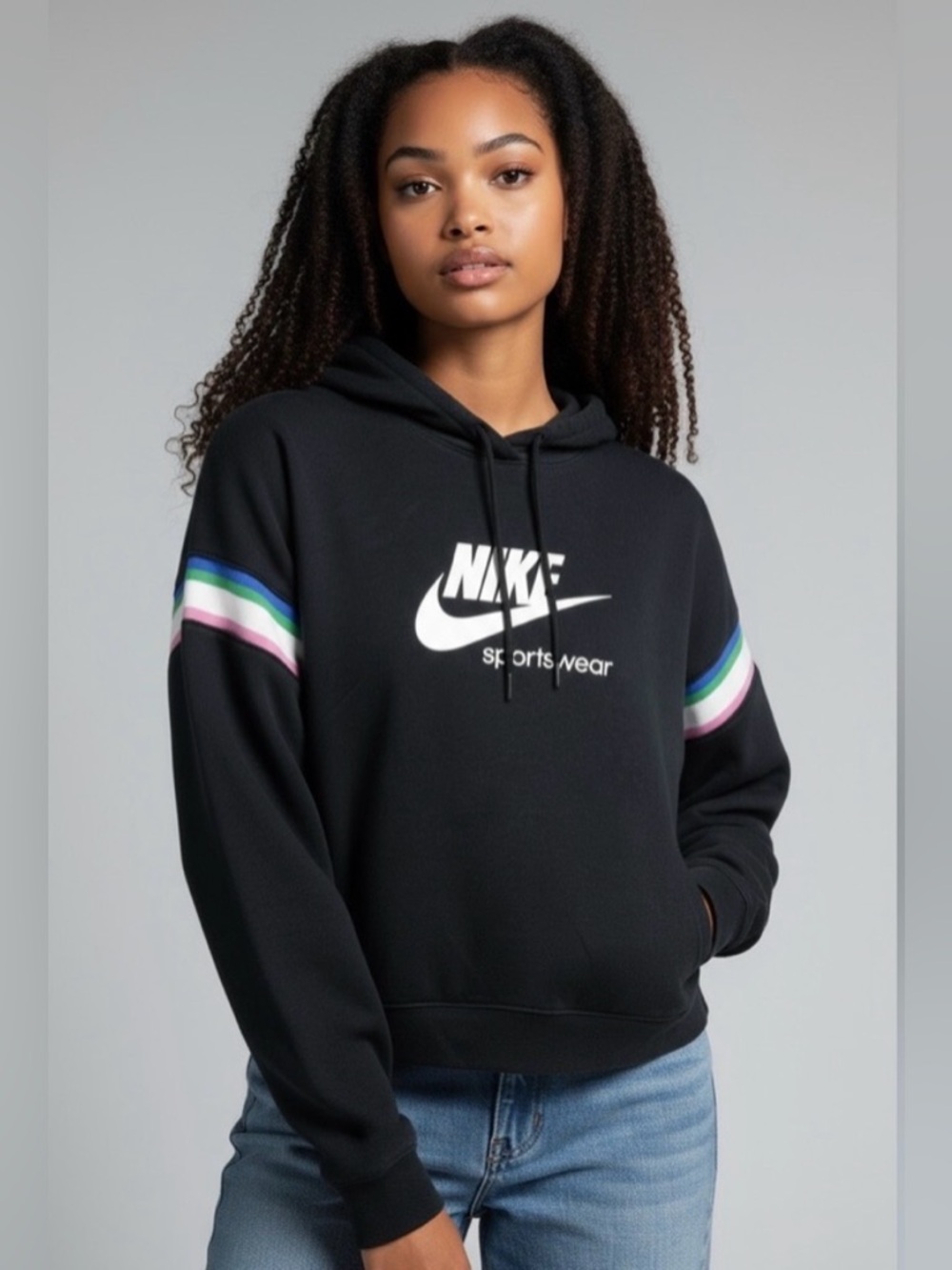 Nike-Heritage-Pullover-Hoodie-Stripe Sleeve Detail-Logo-S